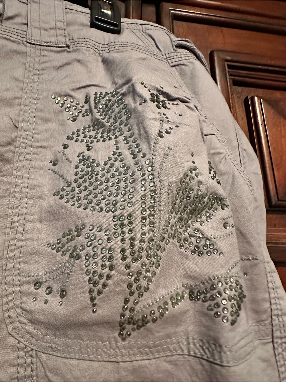 20 Lane Bryant Women’s Rhinestone Cargo Drawstring Pants Gray HEMMED TO 38 1/2" - Picture 2 of 8